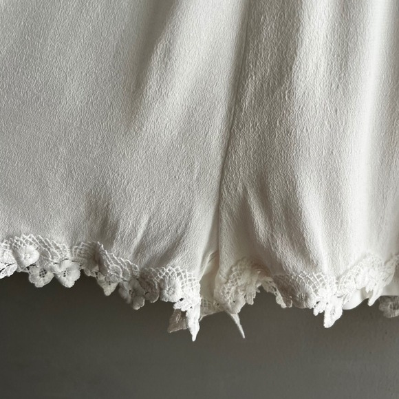 Forever 21 White Romper Halter Neck Sleeveless Lace Trim Flowy Casual Summer - Picture 3 of 12